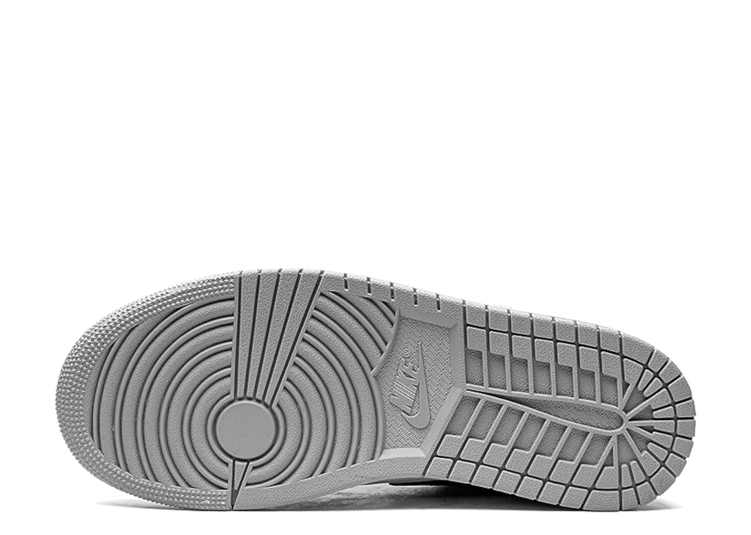 Nike Air Jordan 1 Low Shadow Toe in black and grey retro style