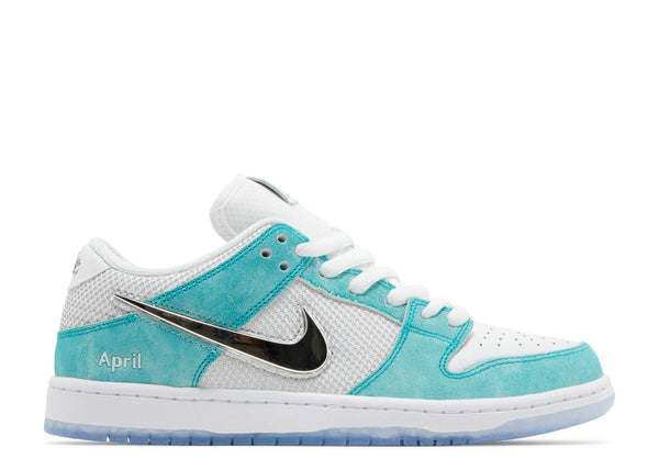  Nike Dunk Low SB 'Turbo Green' in Collaboration with April Skateboards